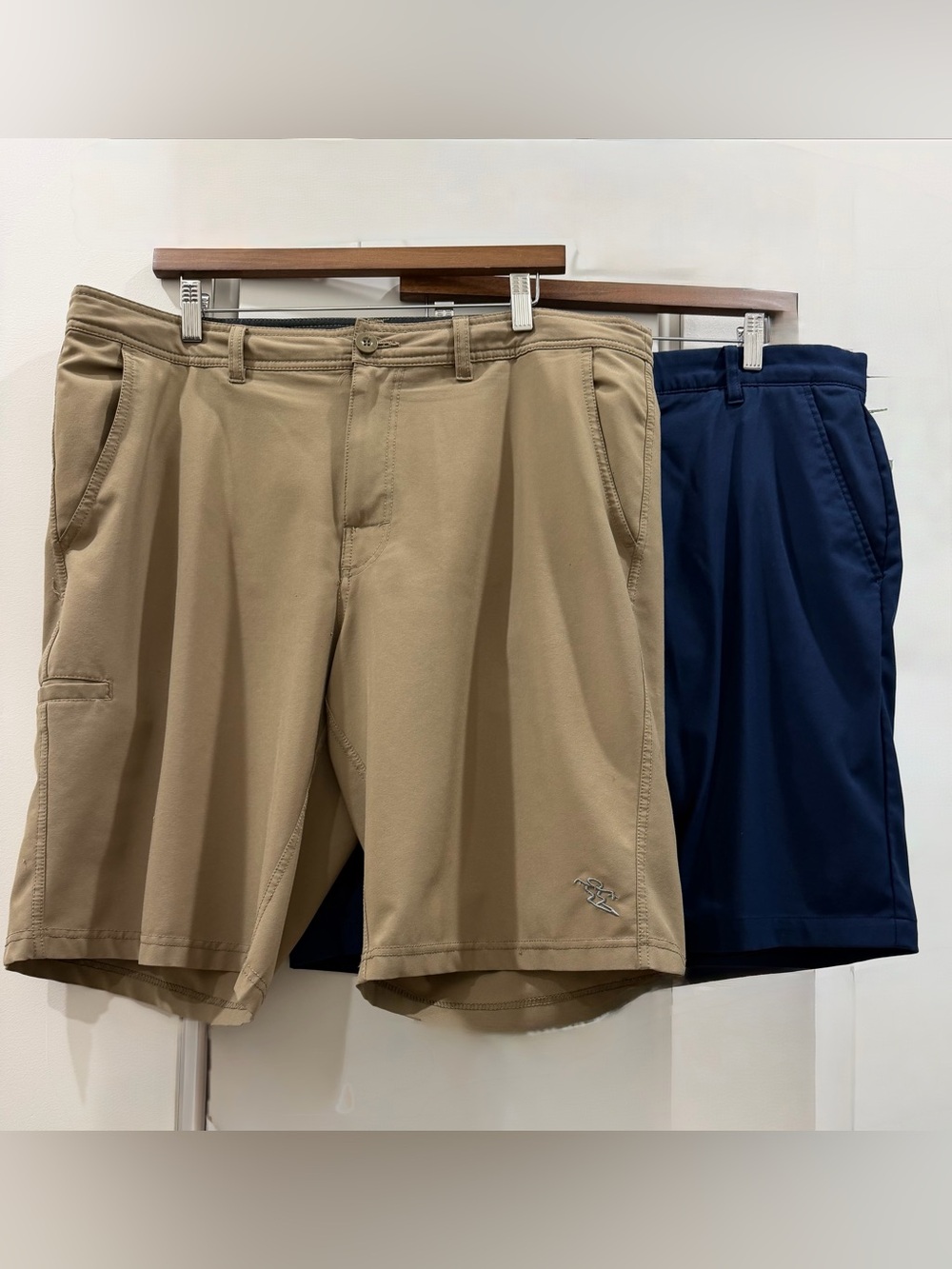 Bundle of 2 Men's Performance Shorts - Khaki and Navy Blue SZ 38